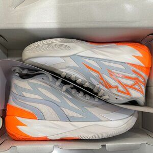 Women's Basketball Shoe
